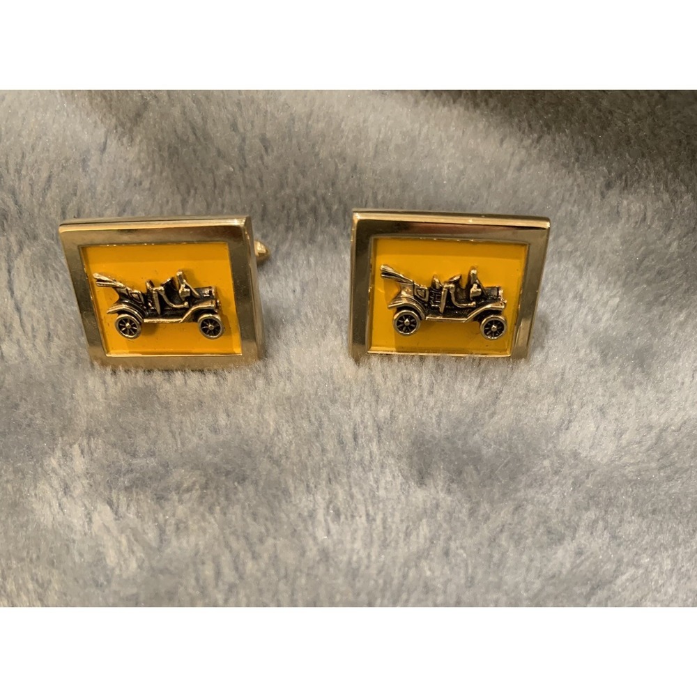 Vintage‎ SWANK Antique Car Gold Square Yellow Enamel Cufflinks Signed